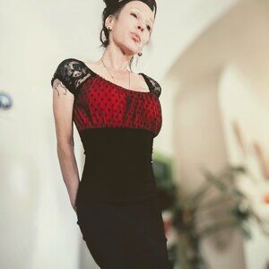 Hot topic bombshell dress